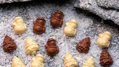 Chocolate Trees & Snowmen Bags